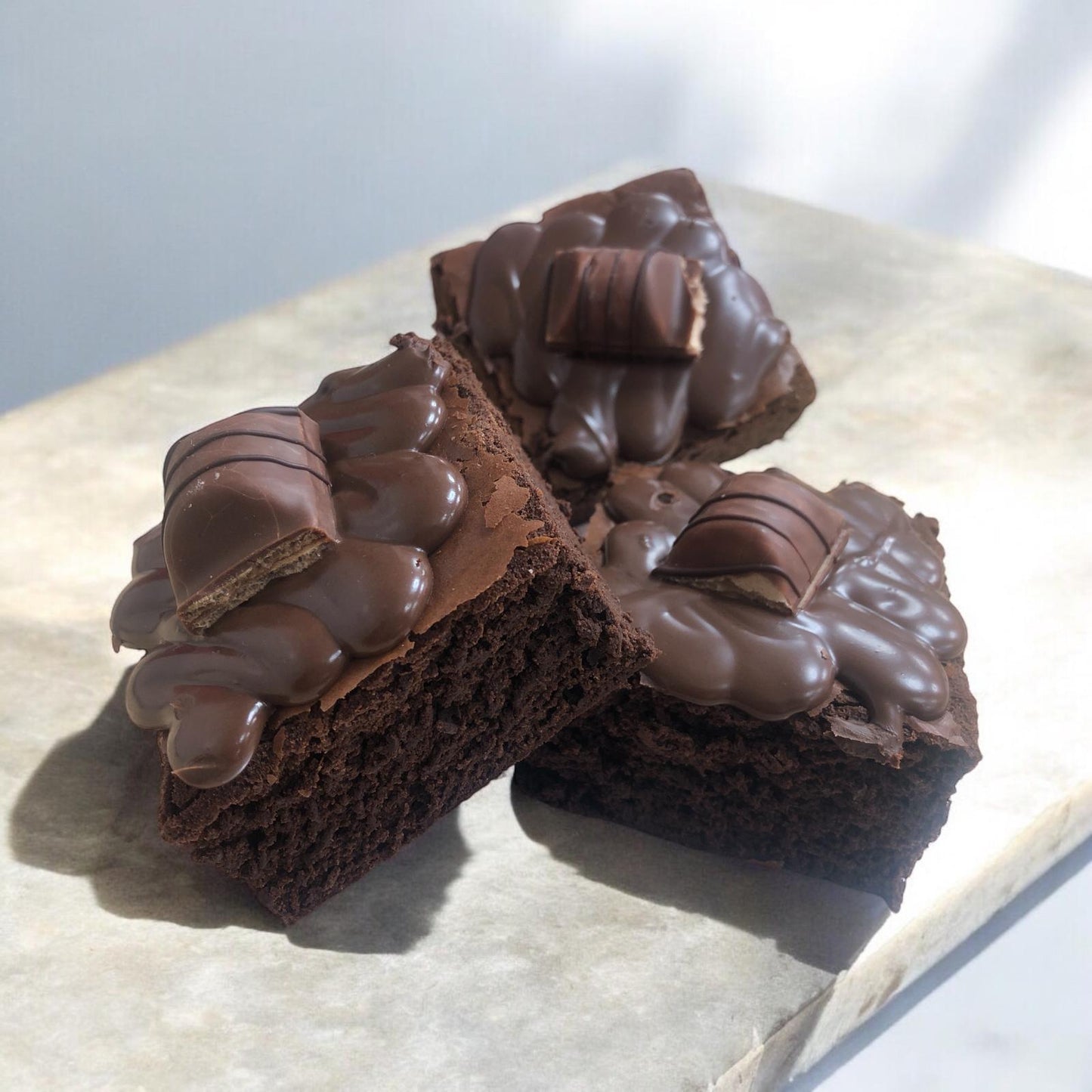 Hazelnut Brownies (15 Pieces)