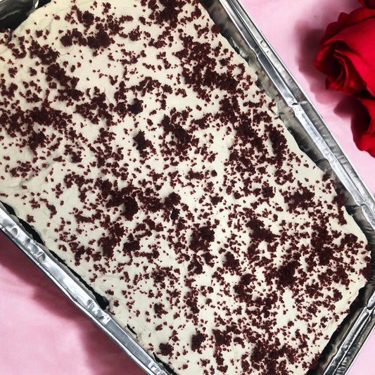 Red Velvet Traybake x8 pc