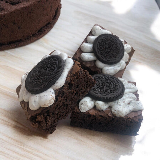 Oreo Brownies (15 Pieces)