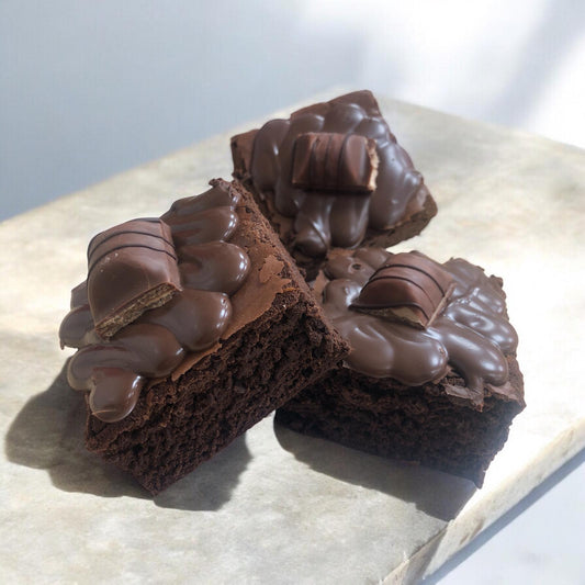 Hazelnut Brownies (15 Pieces)